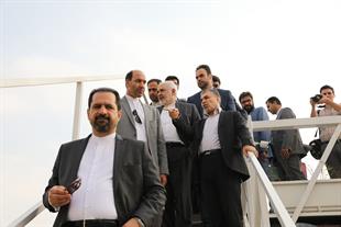 بازدید دکتر ظریف از کارخانه نوآوری آزادی